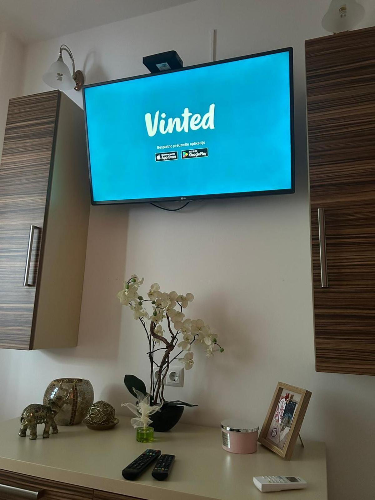 Naid Apartmani Kulen Vakuf Eksteriør billede